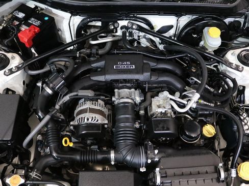 Used 2020 Toyota 86 image 22