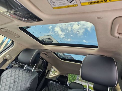 Certified 2025 Genesis GV80 3.5T Prestige AWD/4WD image 10