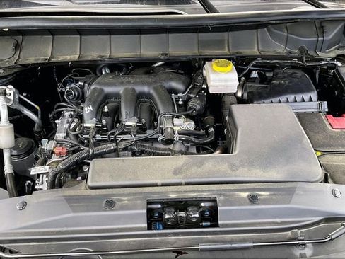 Used 2025 Nissan Pathfinder SL w/ SL Premium Package FWD image 22