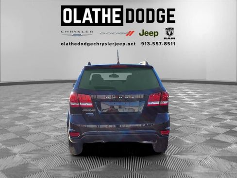 Used 2019 Dodge Journey SE w/ Premium Group image 28