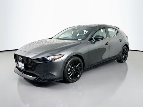 New 2026 MAZDA MAZDA3 Hatchback w/Premium Plus Pkg image 3