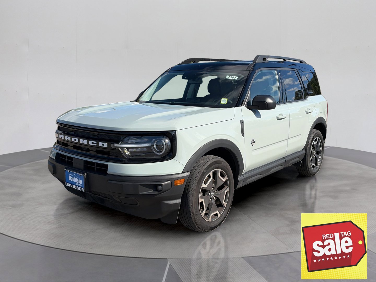 Used 2023 Ford Bronco Sport Outer Banks w/ Tech Package AWD/4WD image 1