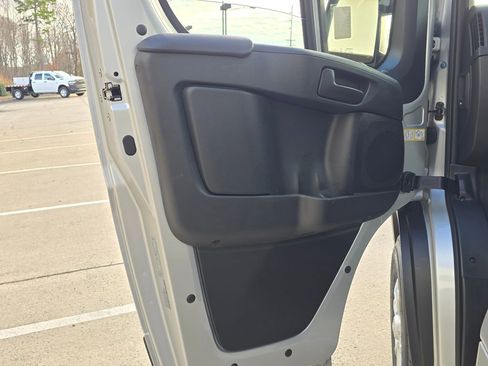 Used 2025 RAM ProMaster 3500 w/ Quick Order Package 22H SLT+ image 32