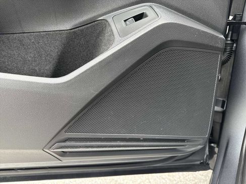Certified 2024 Volkswagen Tiguan SE R-Line FWD image 28