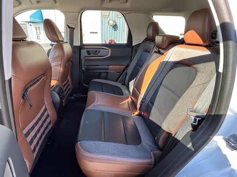 Used 2021 Ford Bronco Sport Outer Banks image 17