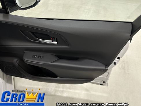 New 2026 Toyota Prius Plug-In Hybrid image 38