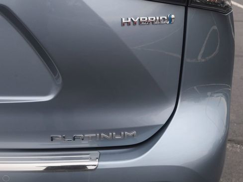 Used 2023 Toyota Highlander Platinum AWD/4WD image 26