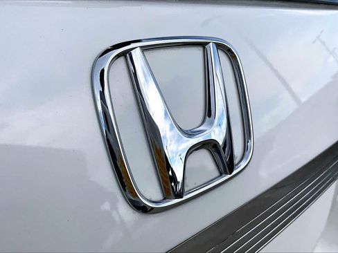 Used 2014 Honda Odyssey EX-L image 10