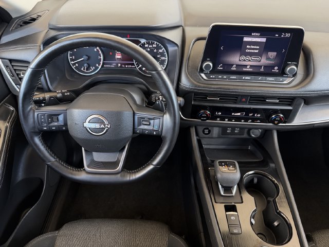 Used 2025 Nissan Rogue SV AWD/4WD image 13