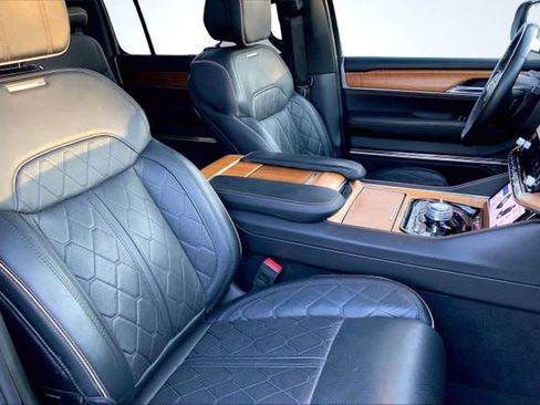 Used 2024 Jeep Grand Wagoneer L Series III image 30