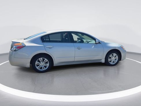 Used 2012 Nissan Altima 2.5 S w/ 20th Anniversary Pkg FWD image 9