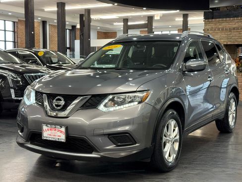 Used 2016 Nissan Rogue SV image 5