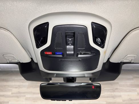 Used 2024 Subaru Outback Limited image 27