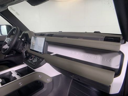 Certified 2025 Land Rover Defender 110 S image 40