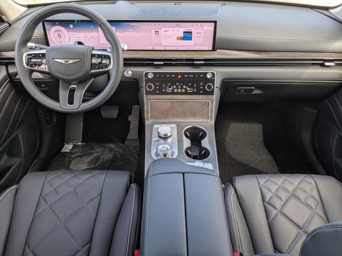 New 2025 Genesis GV80 3.5T Prestige image 9