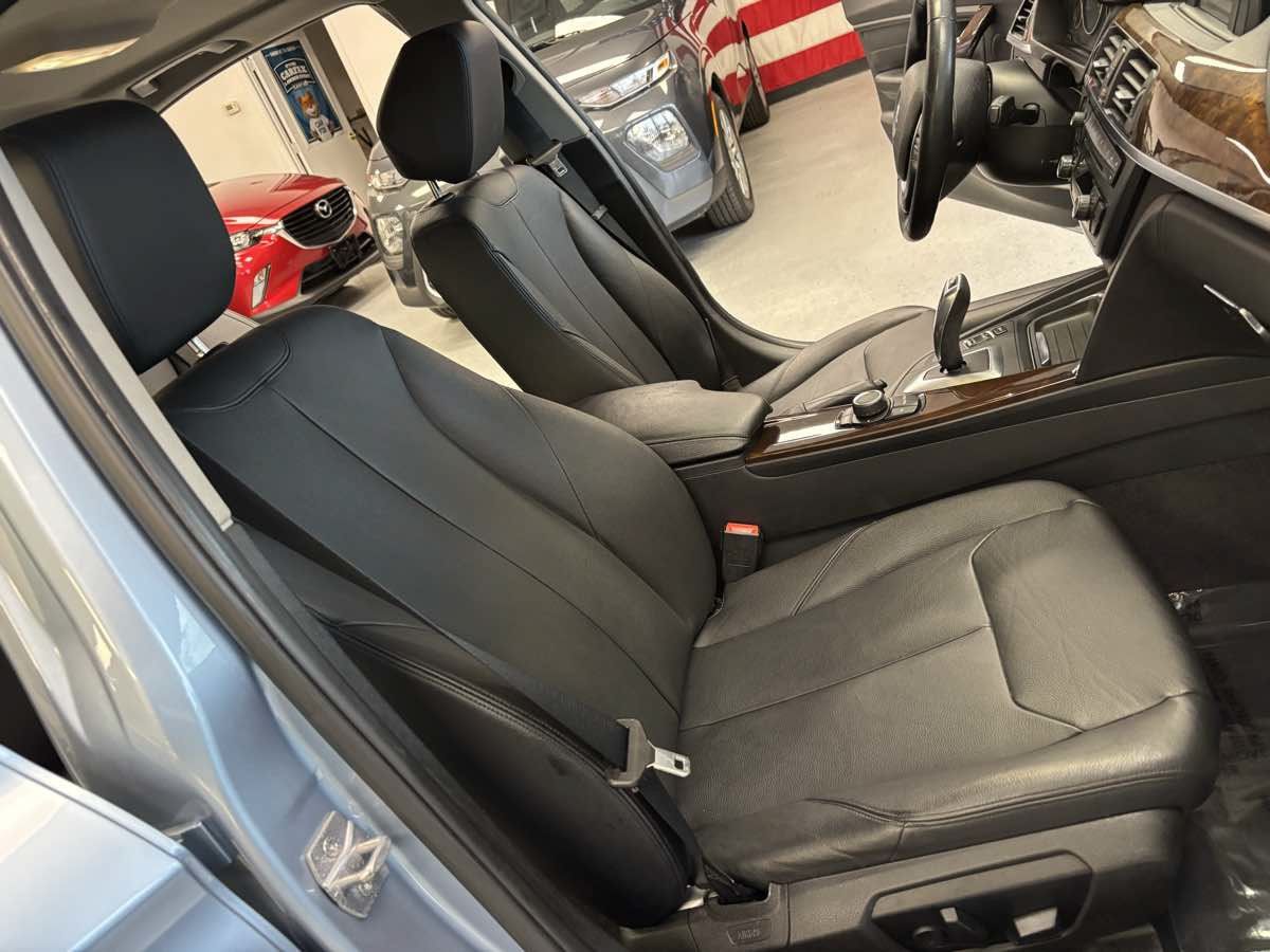 Used 2014 BMW 328i Sedan RWD image 24