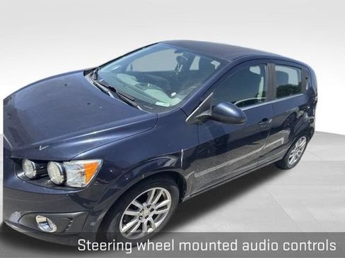 Used 2016 Chevrolet Sonic LT w/ Wheels and Fog Lamp Package FWD image 10