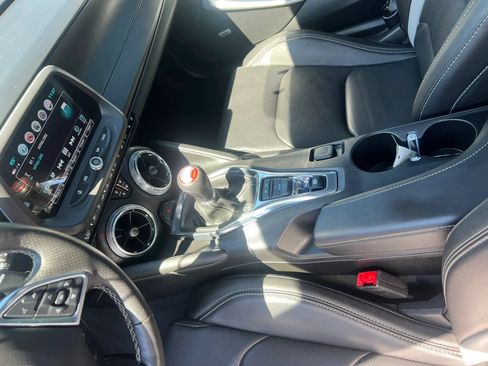 Used 2018 Chevrolet Camaro SS RWD image 27
