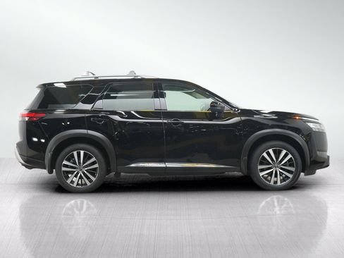 Used 2023 Nissan Pathfinder Platinum AWD/4WD image 6
