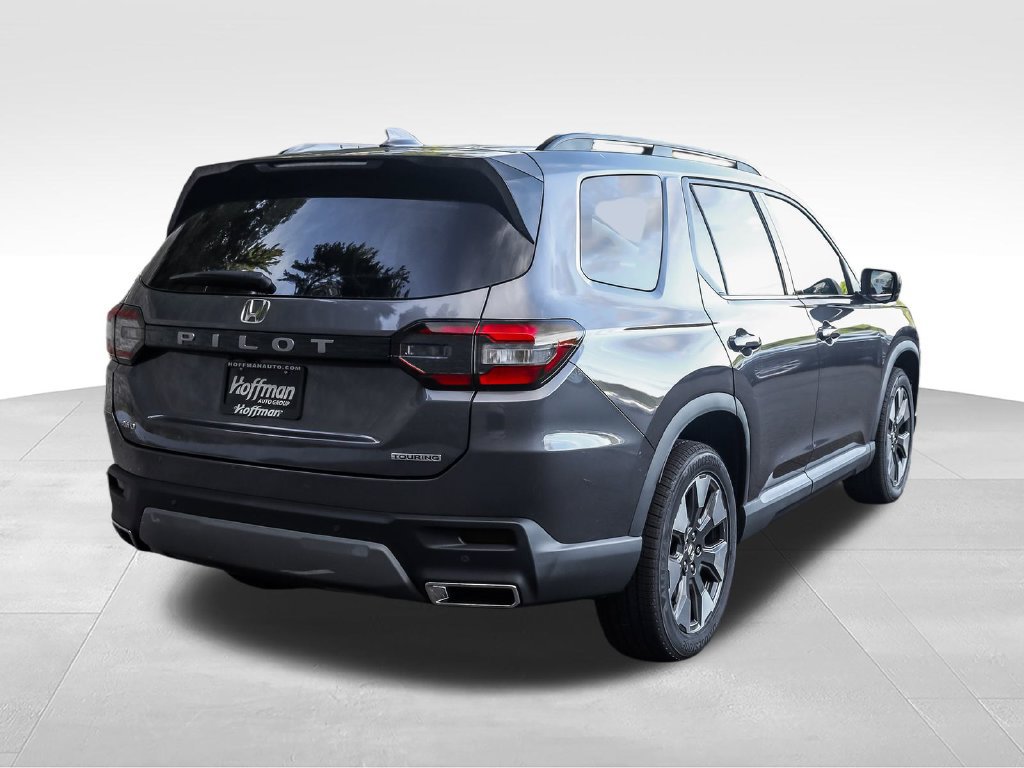 New 2026 Honda Pilot Touring image 4