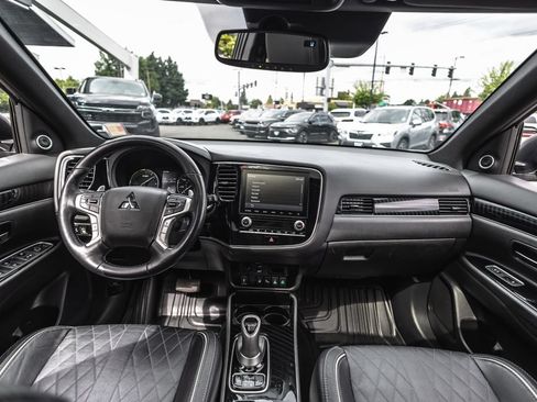Used 2022 Mitsubishi Outlander GT AWD/4WD image 21