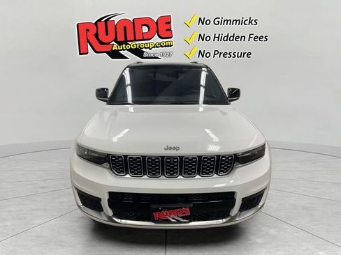 Used 2023 Jeep Grand Cherokee L Summit w/ Luxury Tech Group V AWD/4WD image 8