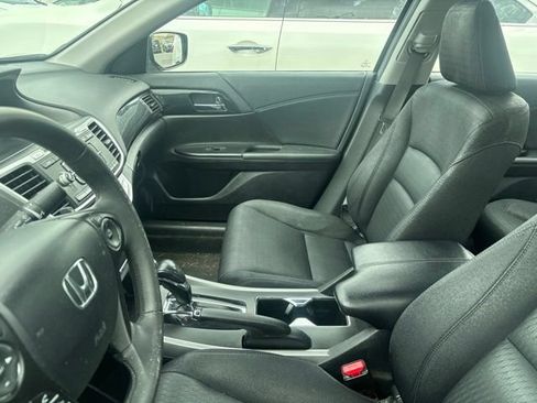 Used 2014 Honda Accord Sport image 3
