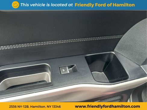 Used 2022 Ford Explorer XLT image 45