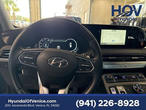 Used 2022 Hyundai Palisade Limited w/ Cargo Package image 5
