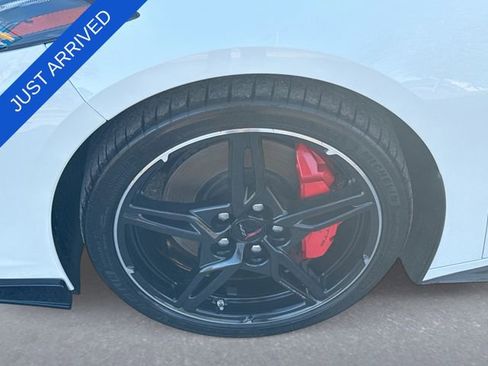 Used 2021 Chevrolet Corvette Stingray Preferred Cpe w/ Z51 Performance Package RWD image 10