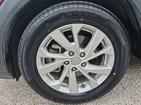 Used 2019 Hyundai Tucson Value FWD image 9