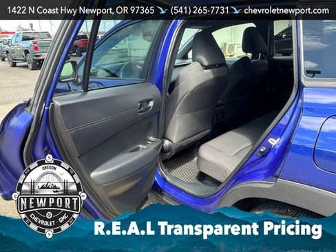 Used 2024 Toyota Corolla Cross AWD Hybrid image 27