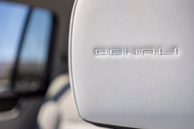Used 2024 GMC Acadia Denali w/ Super Cruise Package AWD/4WD image 20