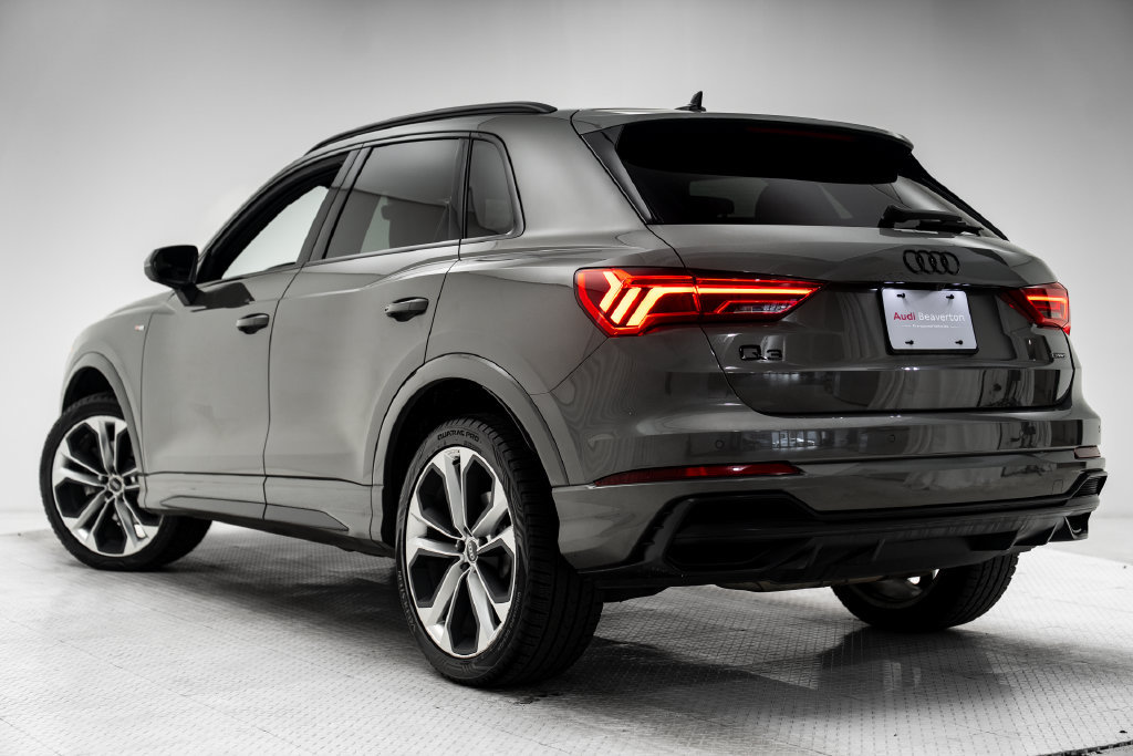 Used 2021 Audi Q3 2.0T Premium Plus w/ Premium Plus Package AWD/4WD image 39