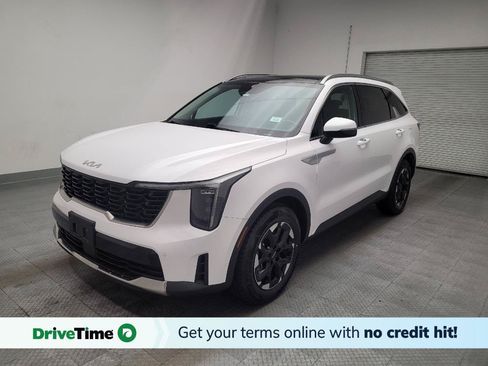 Used 2024 Kia Sorento S w/ Panoramic Sunroof Package FWD image 1