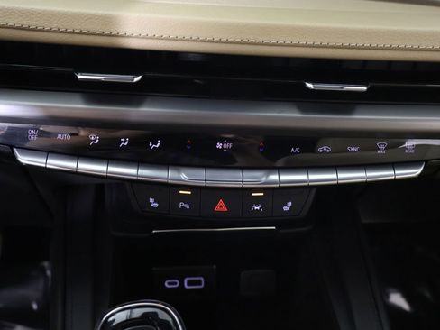 Used 2024 Cadillac XT4 Luxury FWD image 51