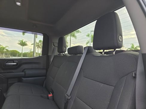 Used 2020 Chevrolet Silverado 1500 Custom w/ Custom Value Package image 16