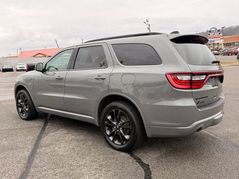 Used 2023 Dodge Durango GT image 4