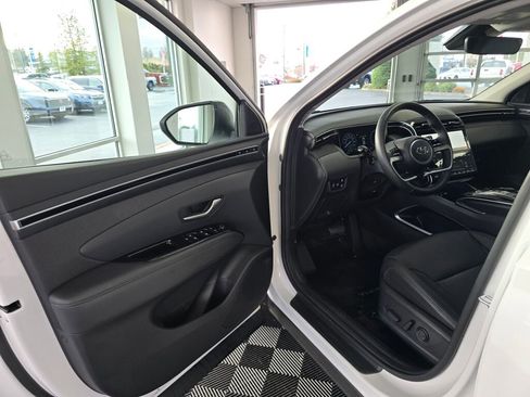 Used 2024 Hyundai Tucson Limited image 19