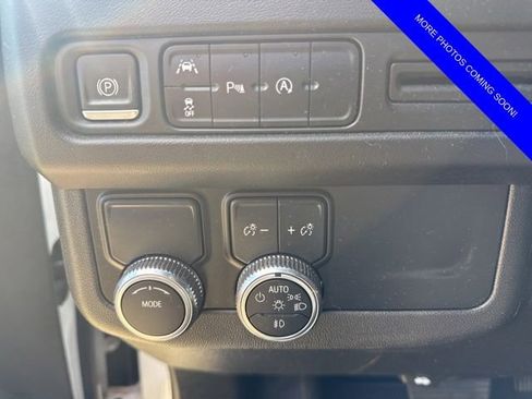 Used 2023 GMC Yukon SLT image 21