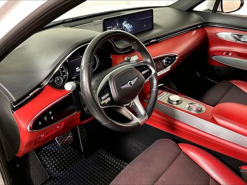 Used 2022 Genesis GV70 3.5T Sport image 13