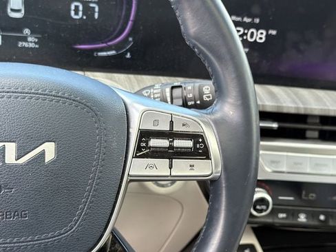 Used 2024 Kia Telluride EX image 22