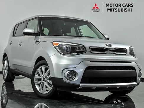 Used 2017 Kia Soul + FWD image 1