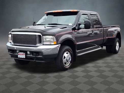 Used 2003 Ford F350 Lariat image 3