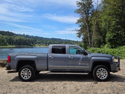 Used 2016 GMC Sierra 2500 Denali w/ Duramax Plus Package