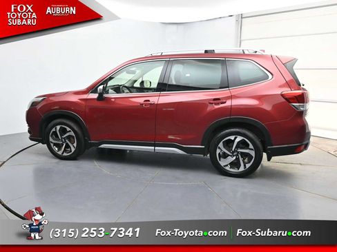 Used 2023 Subaru Forester Touring AWD/4WD image 19