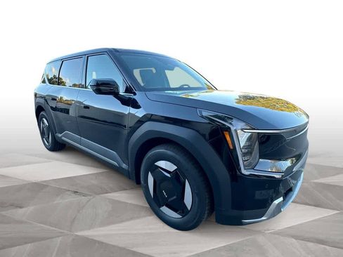 New 2026 Kia EV9 Light image 2