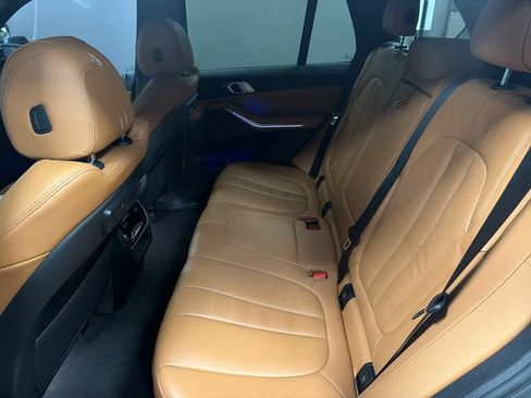 Used 2021 BMW X5 sDrive40i w/ M Sport Package RWD image 26