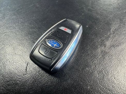 Used 2021 Subaru Forester Limited image 43