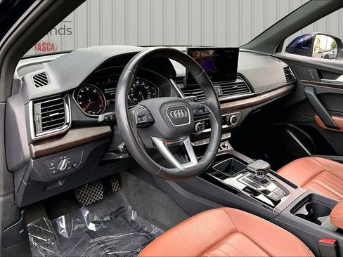 Used 2023 Audi Q5 2.0T Premium w/ Convenience Package AWD/4WD image 17